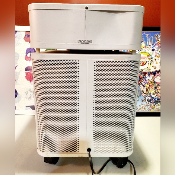 Austin Air Healthmate HM400 Air Purifier - Picture 4 of 8